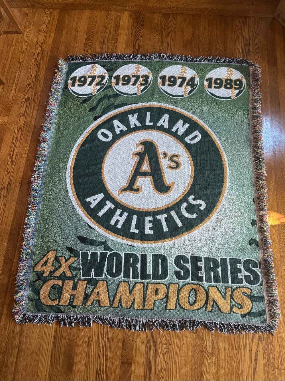 Oakland Athletics World Series Champions Blanket Throw 4x MLB A’s Green Decor